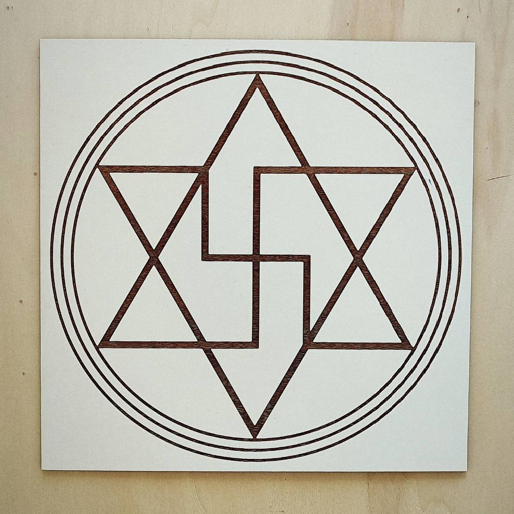 005. Antimagia | Cuadro Radiestésico en MDF Lacado