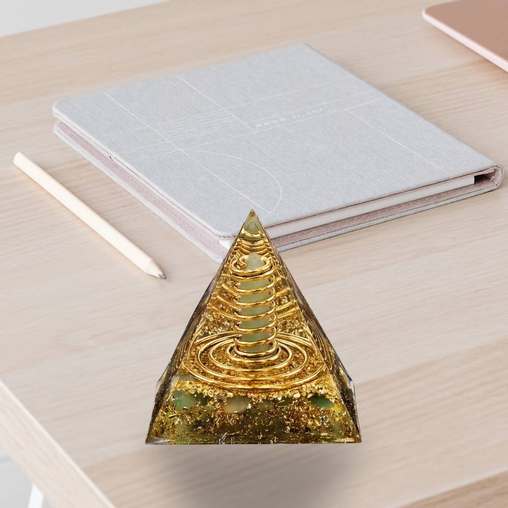 Pirámide de organita: aventurina verde