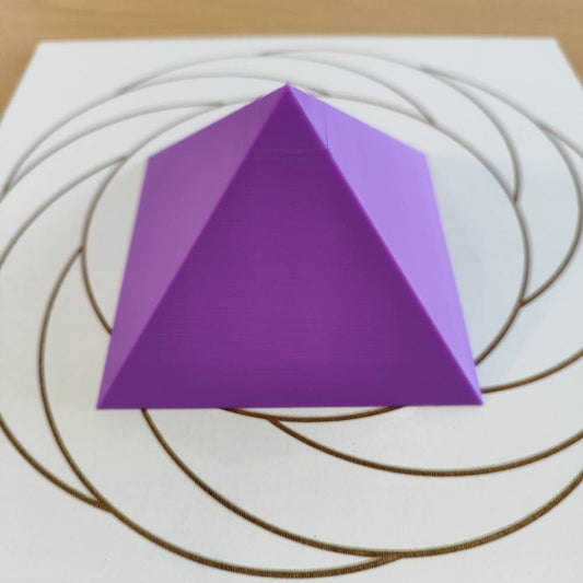 Pirámide 3D - Violeta