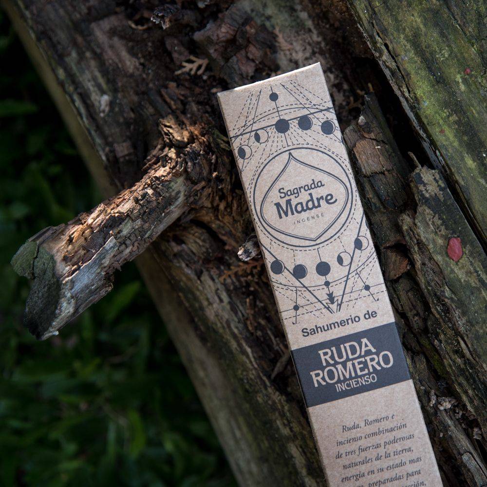 Incenso Natural de Alecrim, Arruda e Olíbano – Sagrada Madre