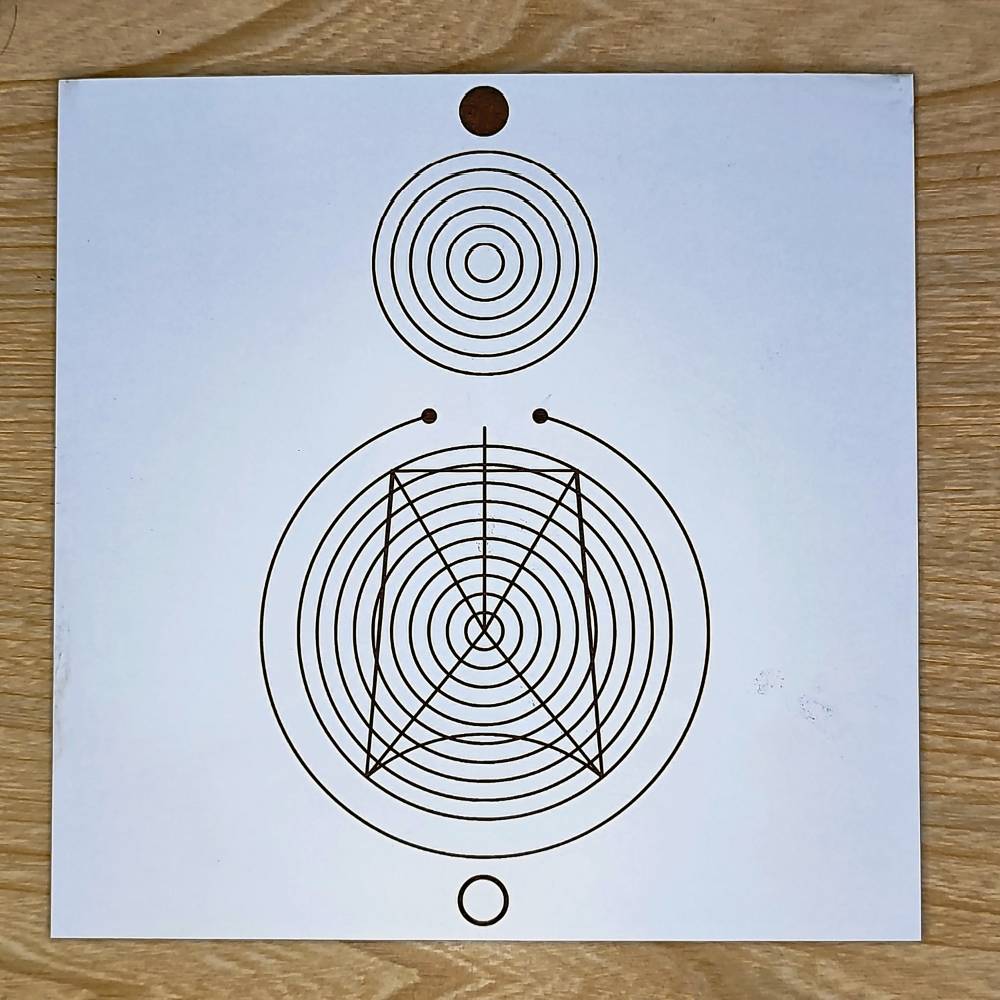 Gráfico radiestésico Eliminador de Radiações Nocivas em MDF lacado a branco - Variante Profissional Norteado - Produção própria