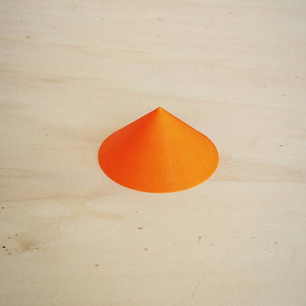 Cone Baixo 3D em PLA – Laranja