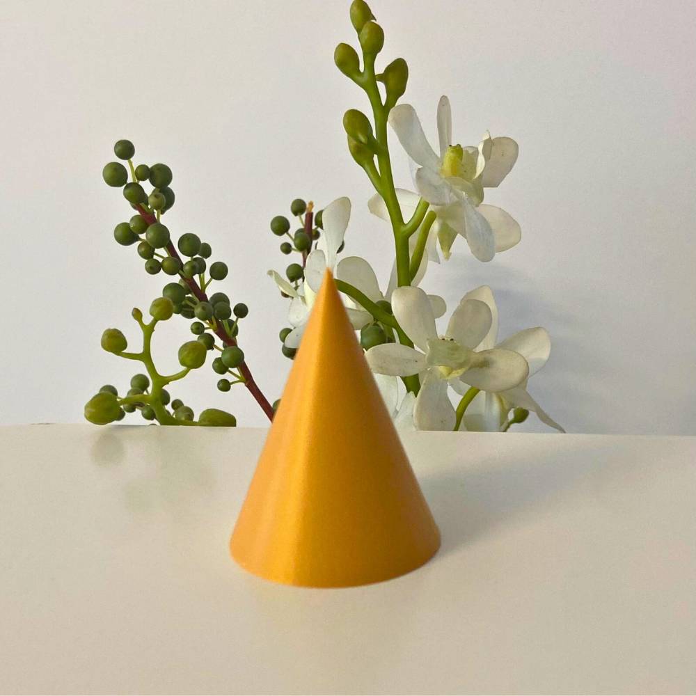 Cono 3D - Dorado
