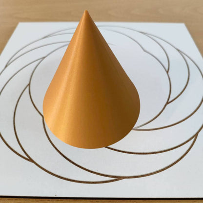 Cono 3D - Dorado
