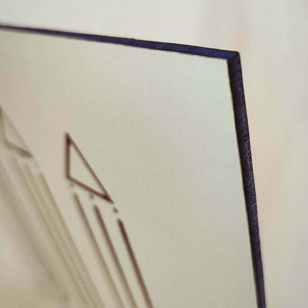 018. Luxor 1 | Gráfico Radiestésico em MDF Lacado