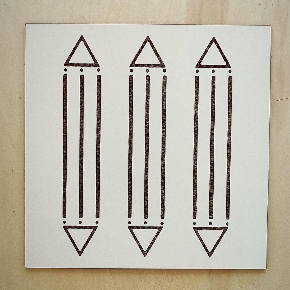 018. Luxor 1 | Gráfico Radiestésico em MDF Lacado