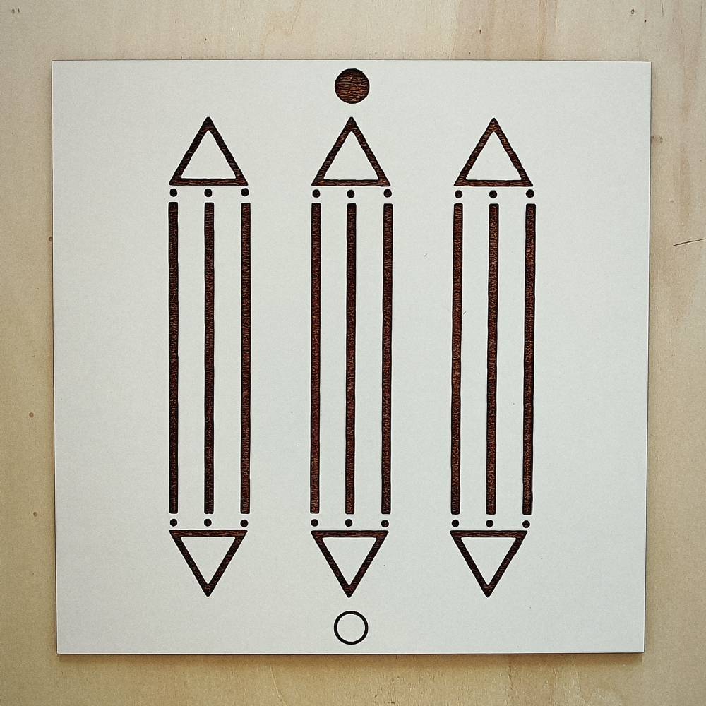 018. Luxor 1 | Gráfico Radiestésico em MDF Lacado