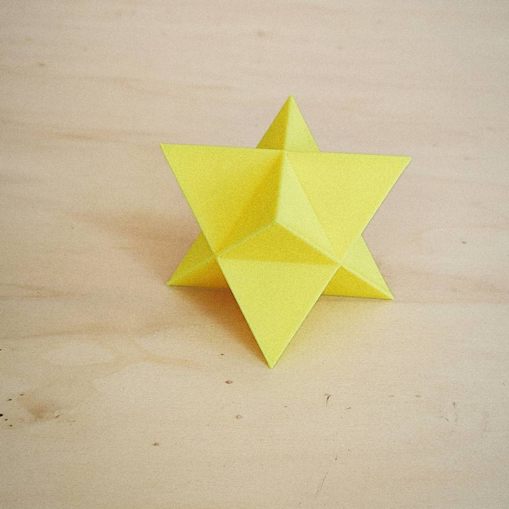 Merkabah (Merkaba) 3D em PLA - Amarelo