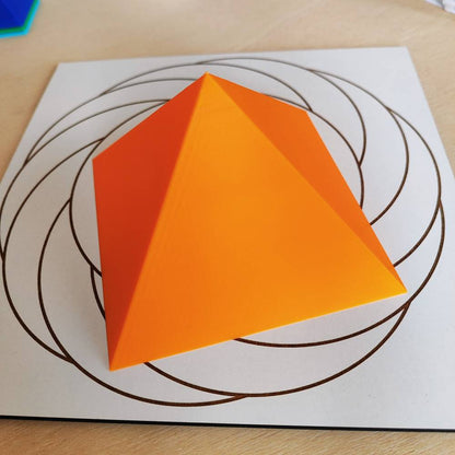 Pirámide 3D - Naranja