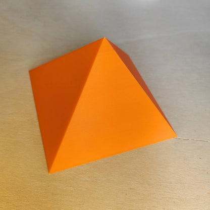 Pirámide 3D - Naranja