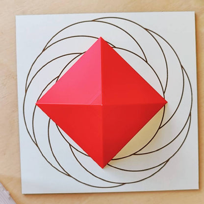 Pirámide 3D - Roja