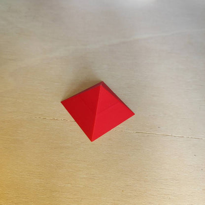 Pirámide 3D - Roja