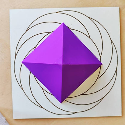 Pirámide 3D - Violeta