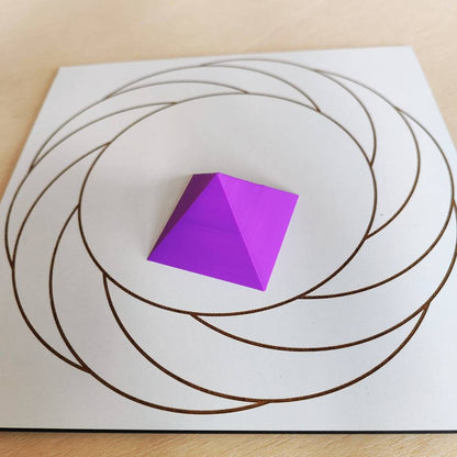 Pirámide 3D - Violeta