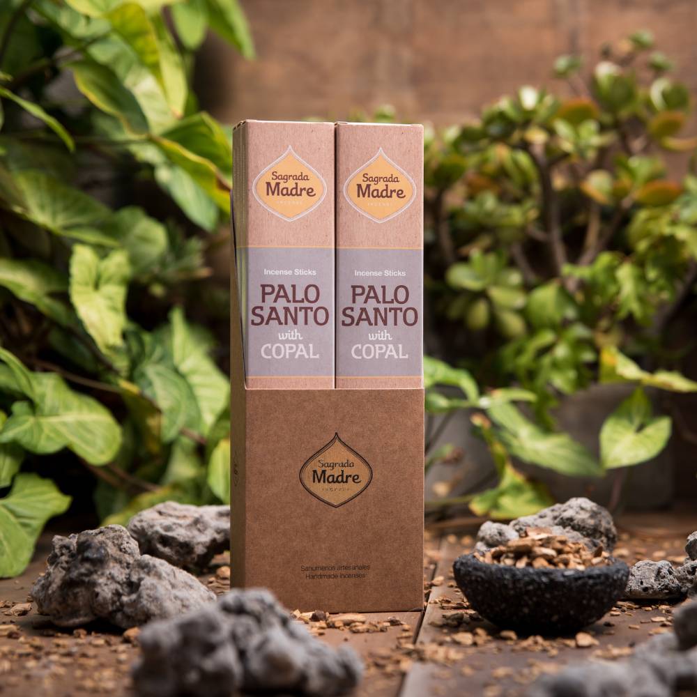 Incenso Natural de Pau Santo e Copal – Sagrada Madre
