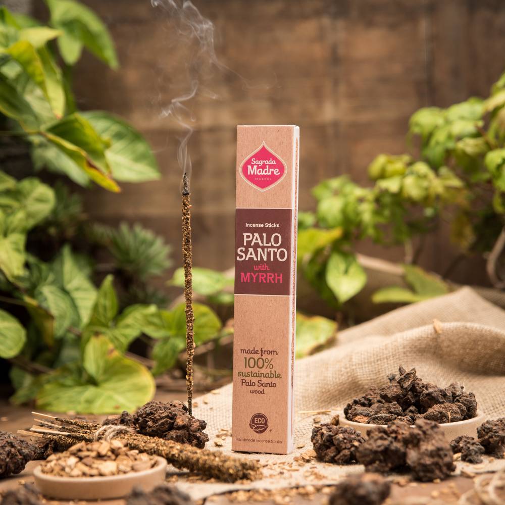 Incenso Natural de Pau Santo e Mirra – Sagrada Madre