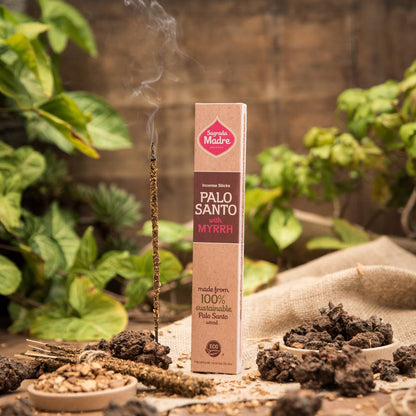 Incenso Natural de Pau Santo e Mirra – Sagrada Madre