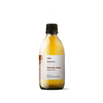 Uso del aceite vegetal de almendras dulces vírgenes: cosmético y oral